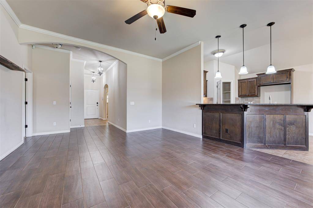 18432 Camborne AVE, Edmond, OK 73012