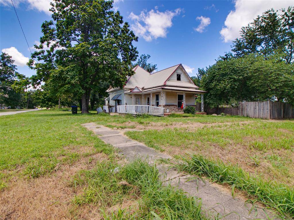 204 Cleason AVE, Davenport, OK 74026