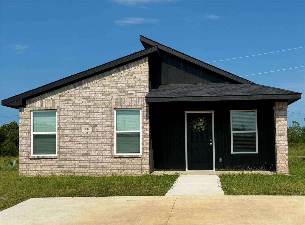 844 Elm ST, Seminole, OK 74868