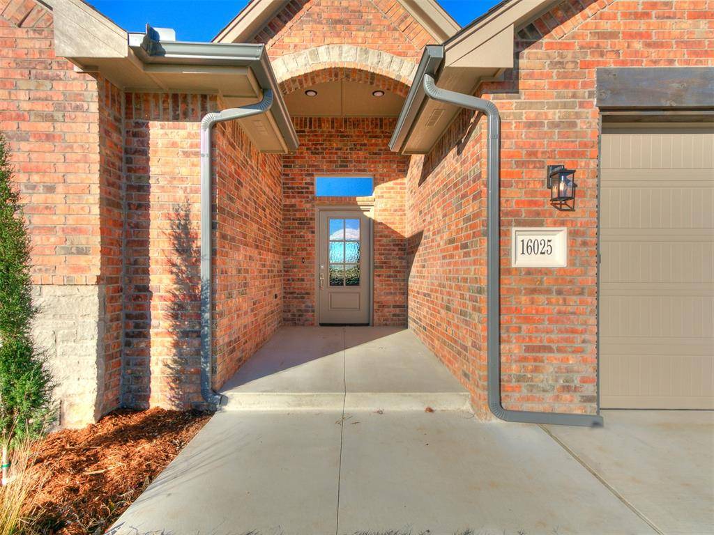 16025 Zamora LN, Oklahoma City, OK 73170