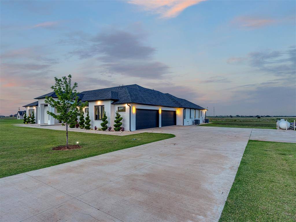 24400 N Council RD, Edmond, OK 73025