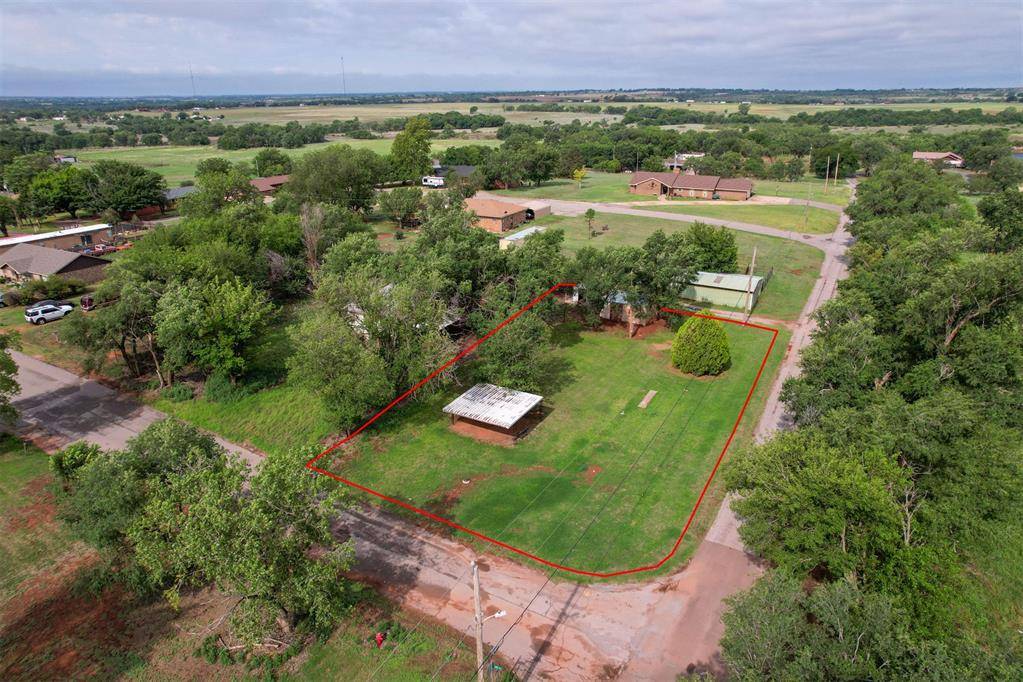 1113 N 7th ST, Sayre, OK 73662