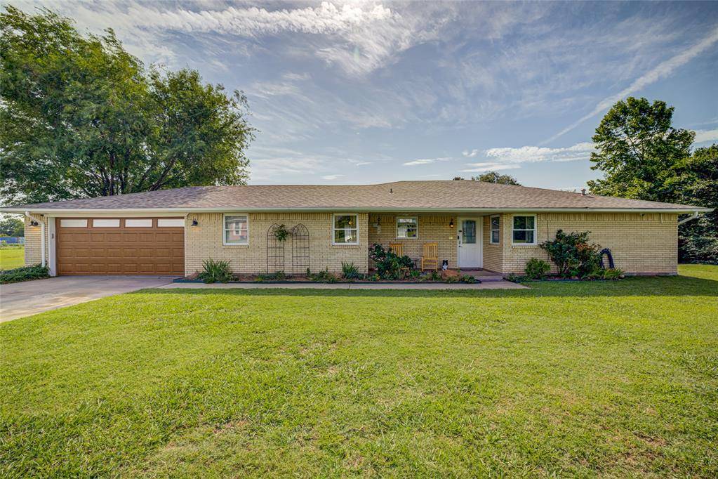 2704 Janene ST, Harrah, OK 73045