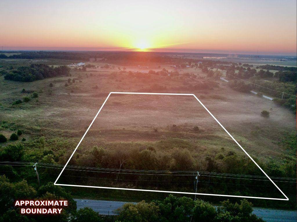 0002 N Peebly RD, Harrah, OK 73045