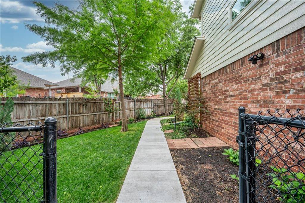 529 Doe TRL, Edmond, OK 73012
