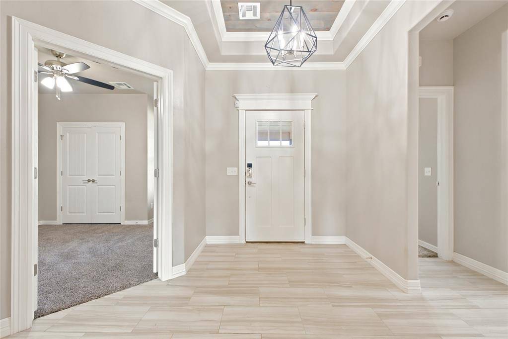 2912 Wild Rose LN, Yukon, OK 73099