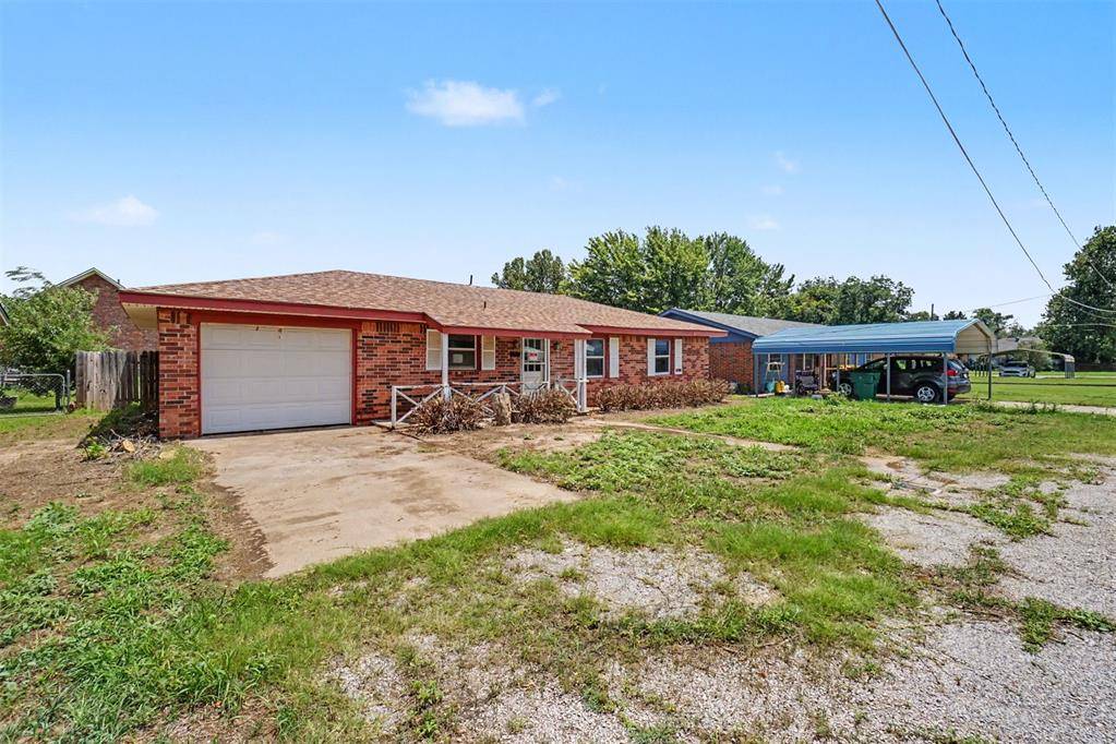 404 N Hardin AVE, Mangum, OK 73554