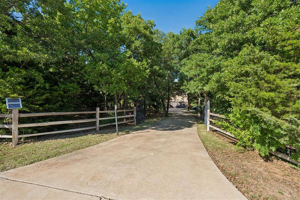 14201 Little Hickory RD, Arcadia, OK 73007