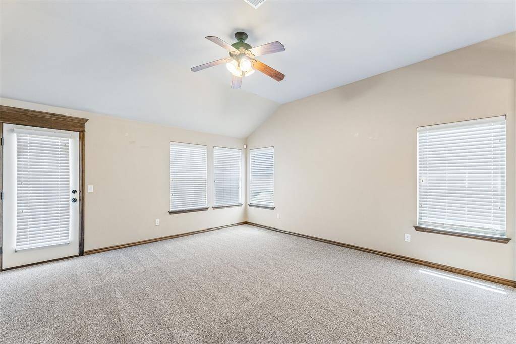 18301 Agua DR, Edmond, OK 73012