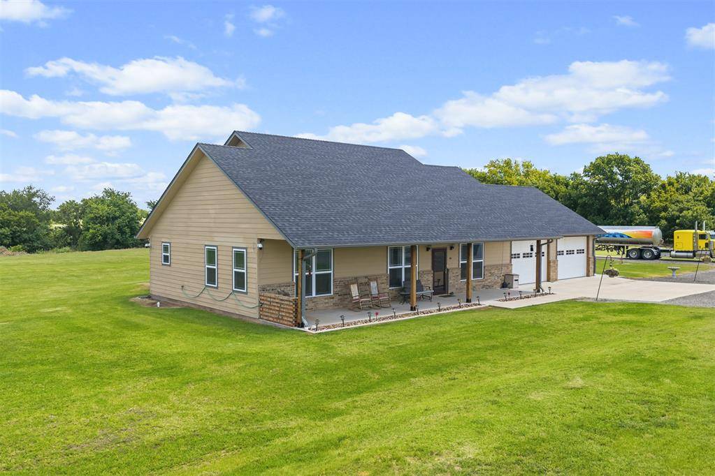 28617 HWY 7 HWY, Davis, OK 73030