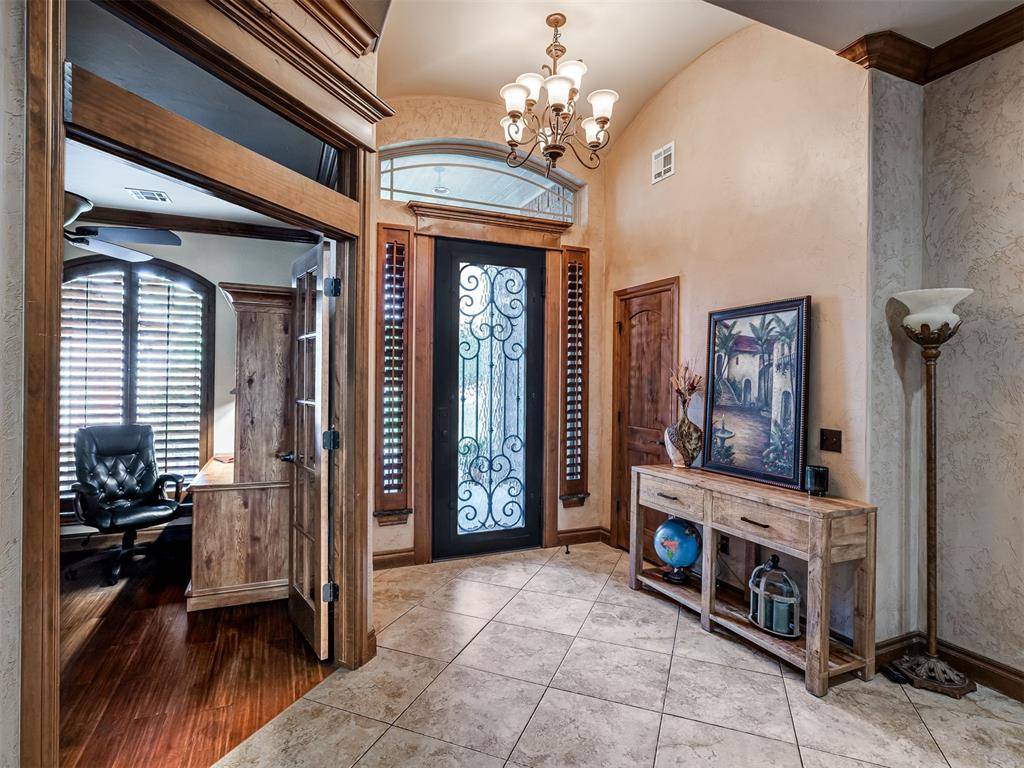 530 Westwind DR, Newcastle, OK 73065