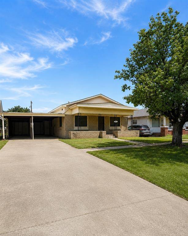 920 E Maple ST, Cushing, OK 74023