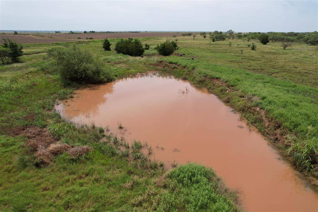 1550 E County RD, Mangum, OK 73554