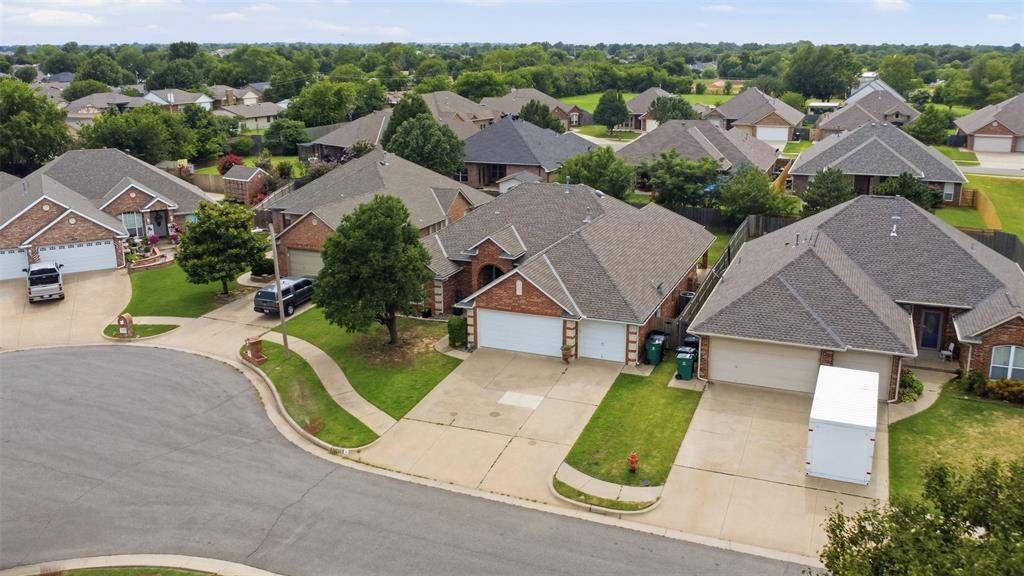 11813 Dalton DR, Oklahoma City, OK 73162