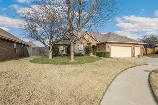 9005 NW 79th TER, Yukon, OK 73099