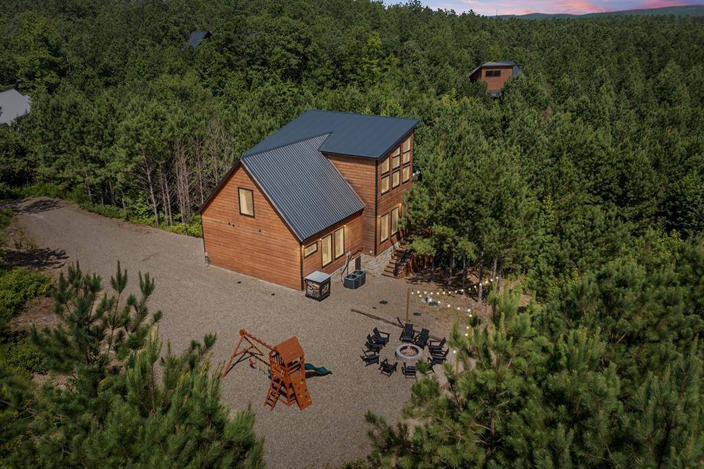 62 Hickory Canyon TRL, Broken Bow, OK 74728