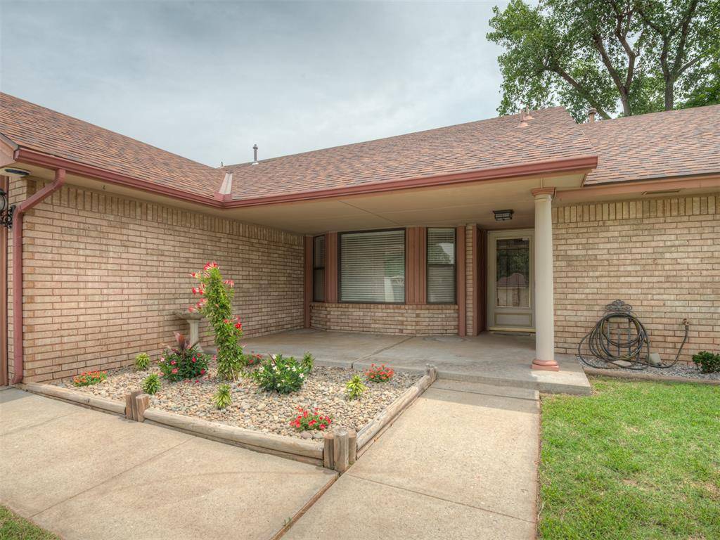 11124 Ashford DR, Yukon, OK 73099