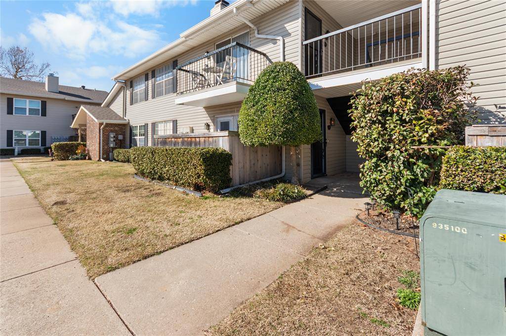 3200 W Britton RD #105, The Village, OK 73120
