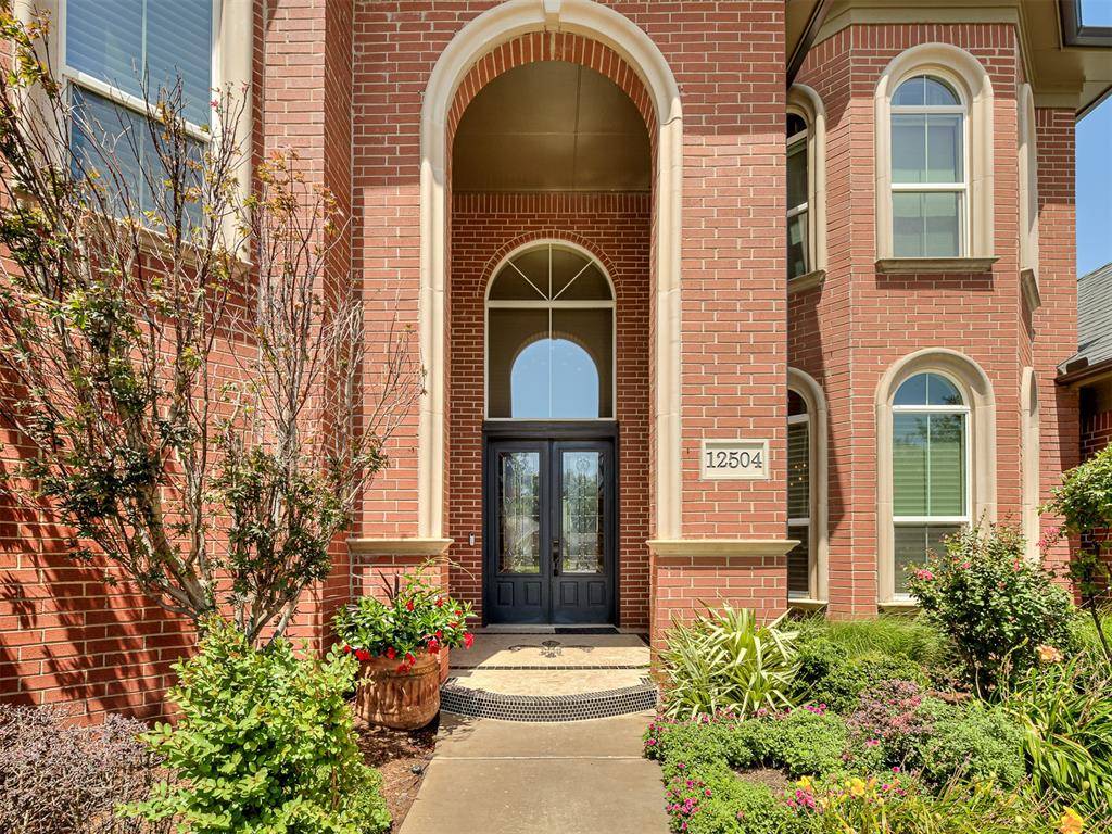 12504 Shire LN, Oklahoma City, OK 73170