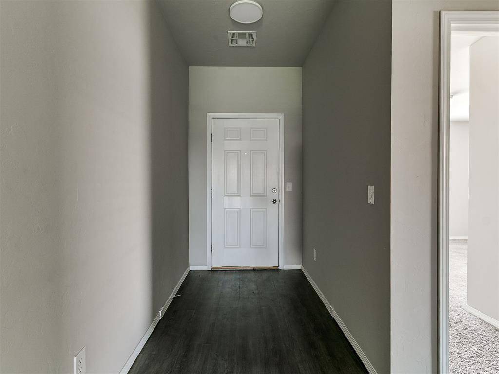 488 Fox Den ST, Newcastle, OK 73065