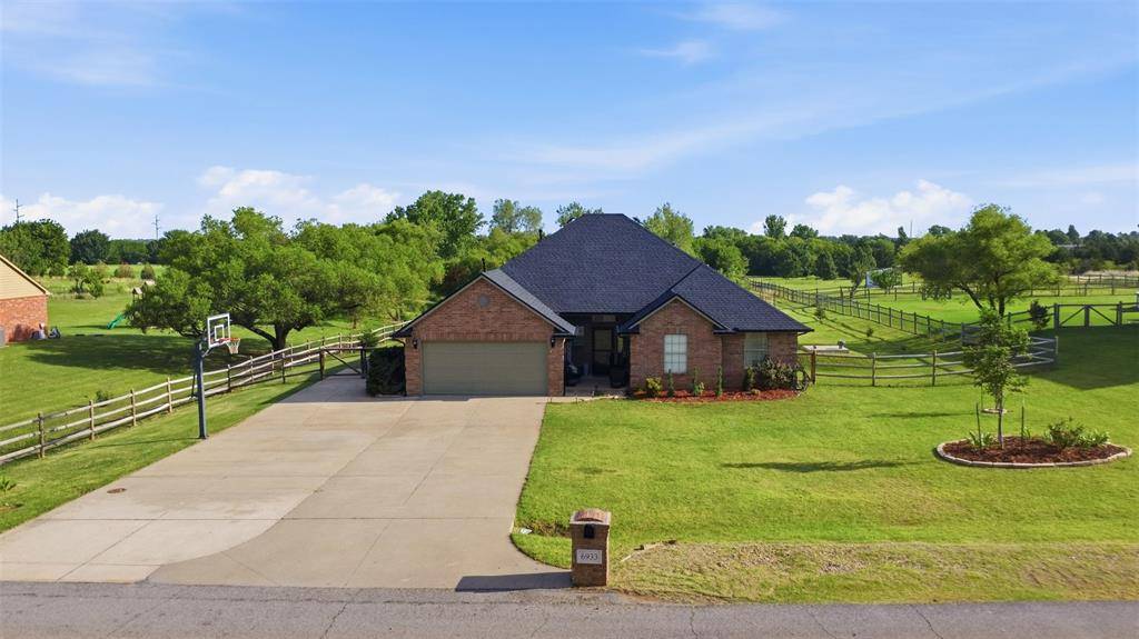 6933 Springer RUN, Edmond, OK 73012