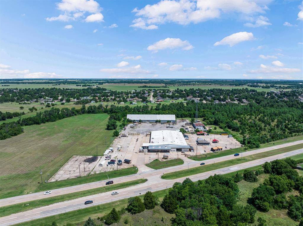 1515 E Main ST, Yukon, OK 73099