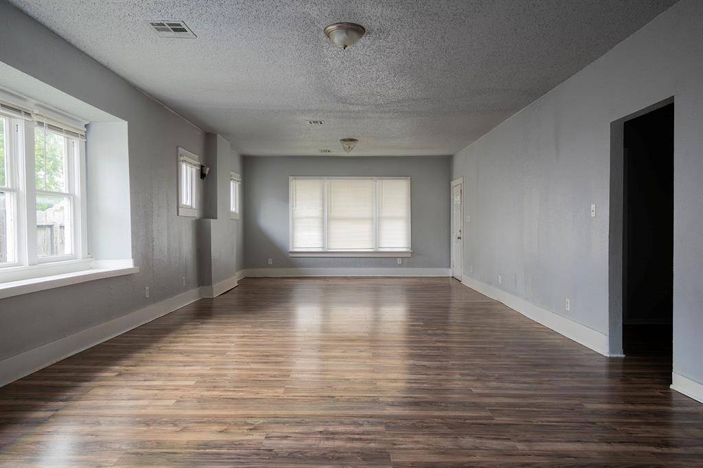 1608 NW 33rd ST, Oklahoma City, OK 73118