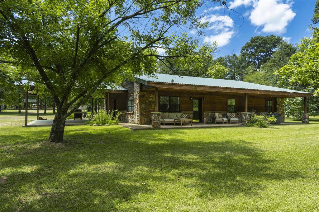 2475 Belpine LOOP, Broken Bow, OK 74728
