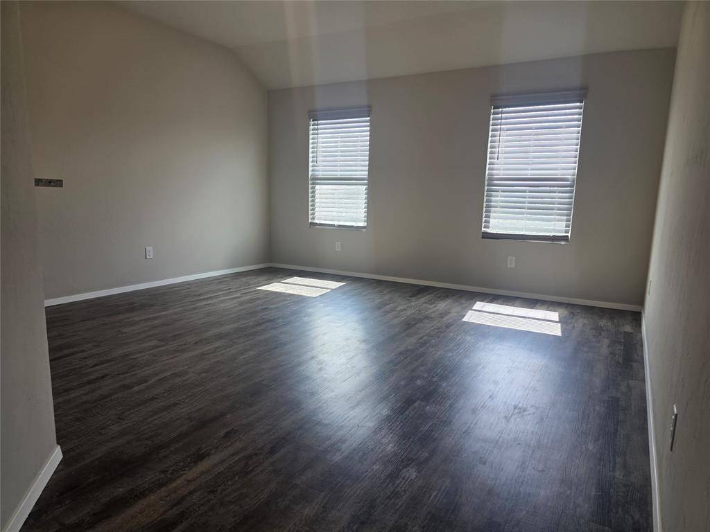 2928 Westbrook ST, Chickasha, OK 73018