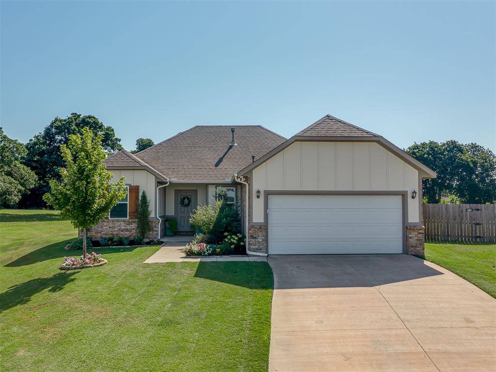 11601 Sweeping LN, Guthrie, OK 73044