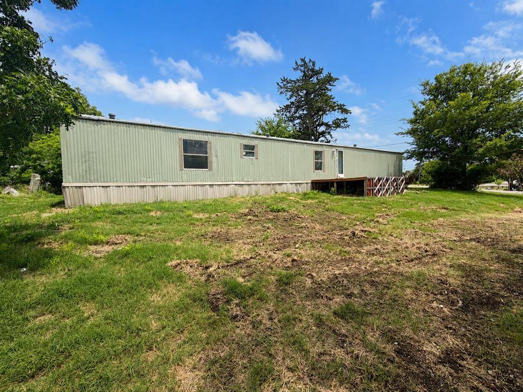 206 W Tahlequah AVE, Sulphur, OK 73086