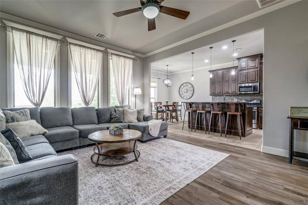 905 NW 189th CIR, Edmond, OK 73012