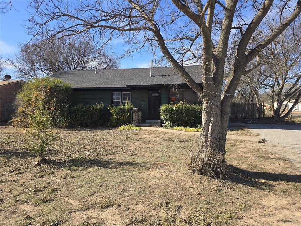 321 Sunnybrook DR, Frederick, OK 73542