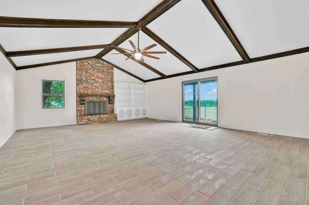 21216 County Road EW 177, Tipton, OK 73570