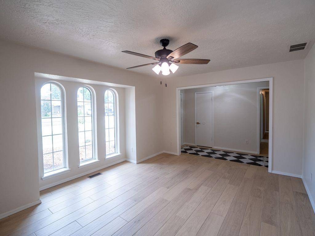 Address not disclosed, Norman, OK 73072