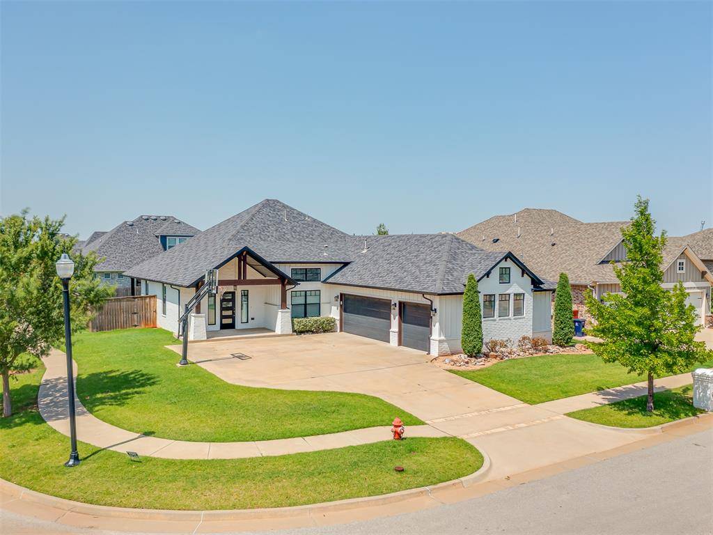 8429 NW 133rd ST, Oklahoma City, OK 73142
