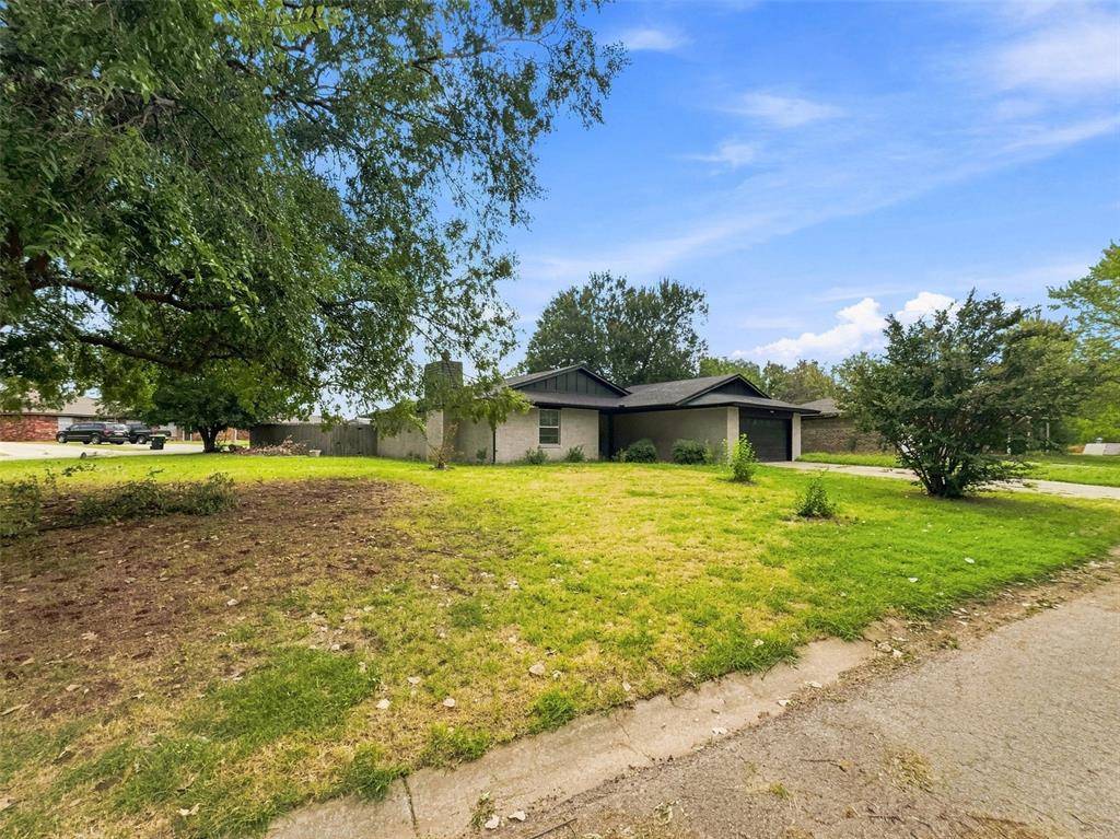 101 Gayla ST, Shawnee, OK 74804