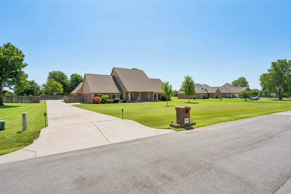 9800 Prosper DR, Oklahoma City, OK 73151