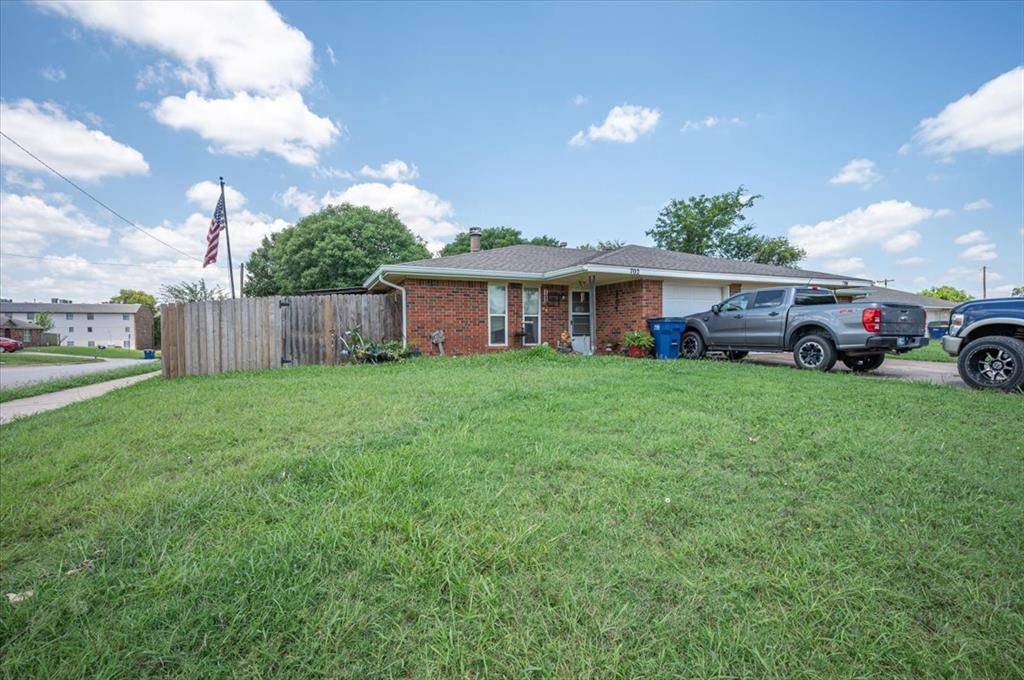 702 E Redbud CT #702 & 704, Stillwater, OK 74075