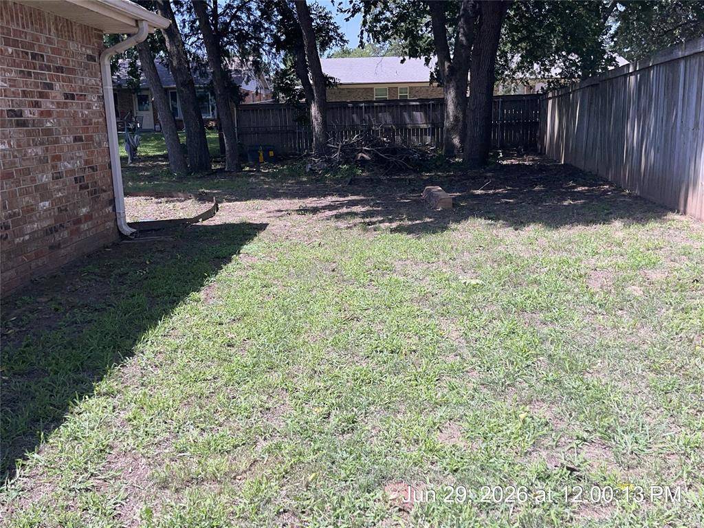 3 Larkens PL, Shawnee, OK 74801