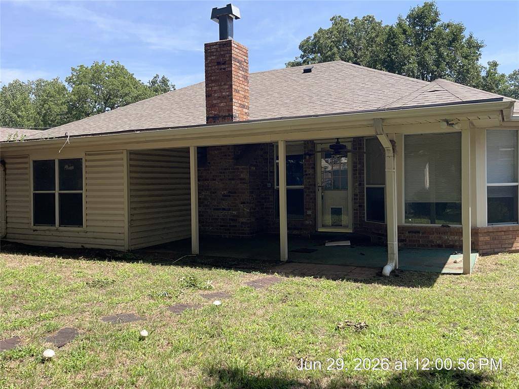 3 Larkens PL, Shawnee, OK 74801