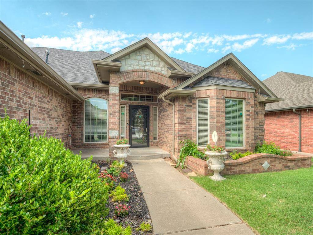 10700 NW 40th ST, Yukon, OK 73099