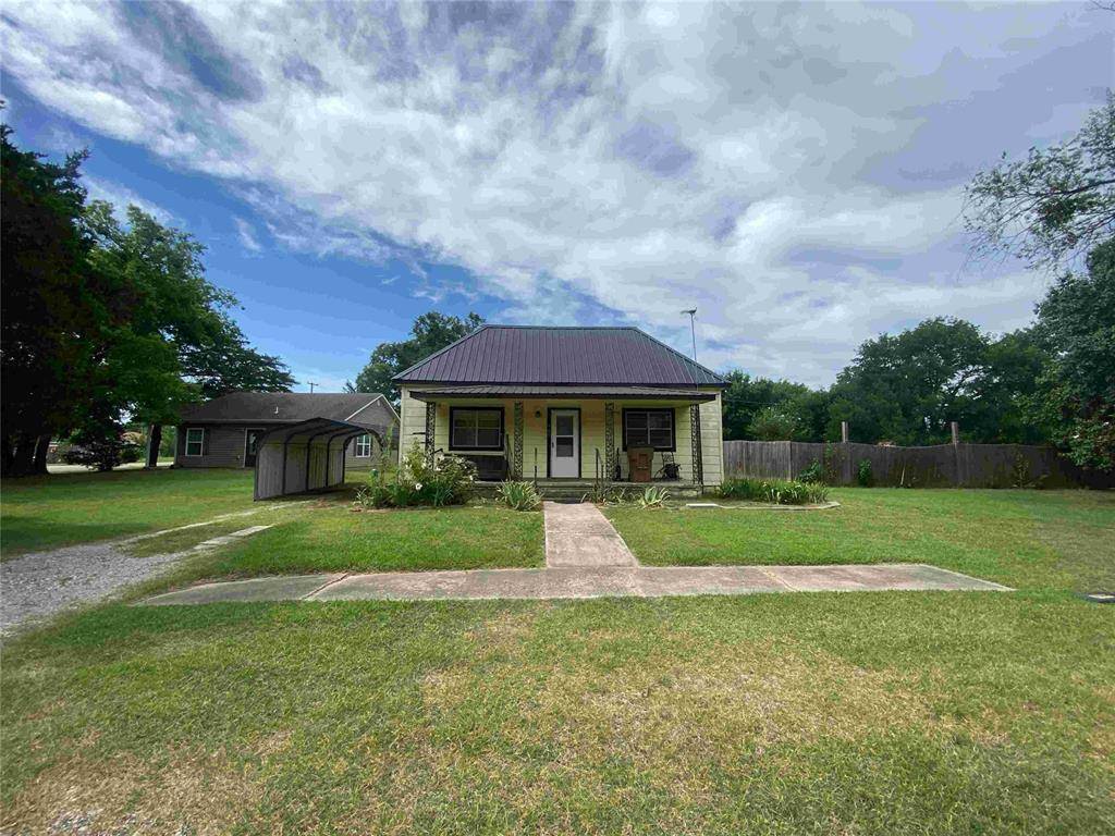 407 W Franklin ST, Maud, OK 74854