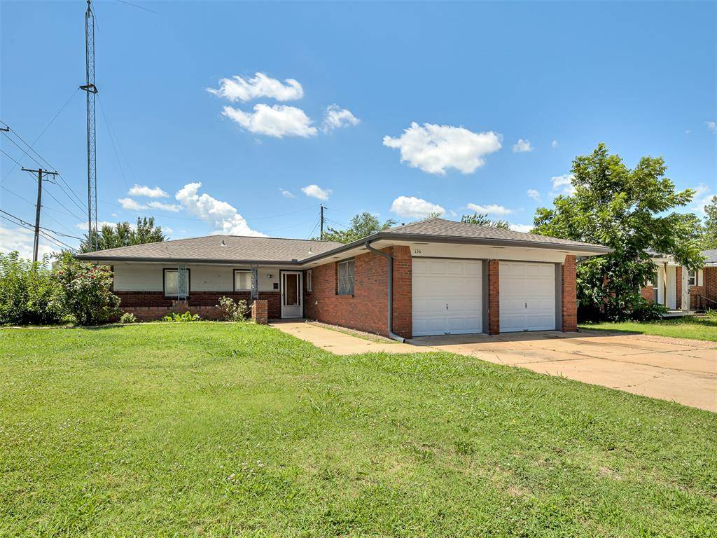 136 Elwood DR, Edmond, OK 73013