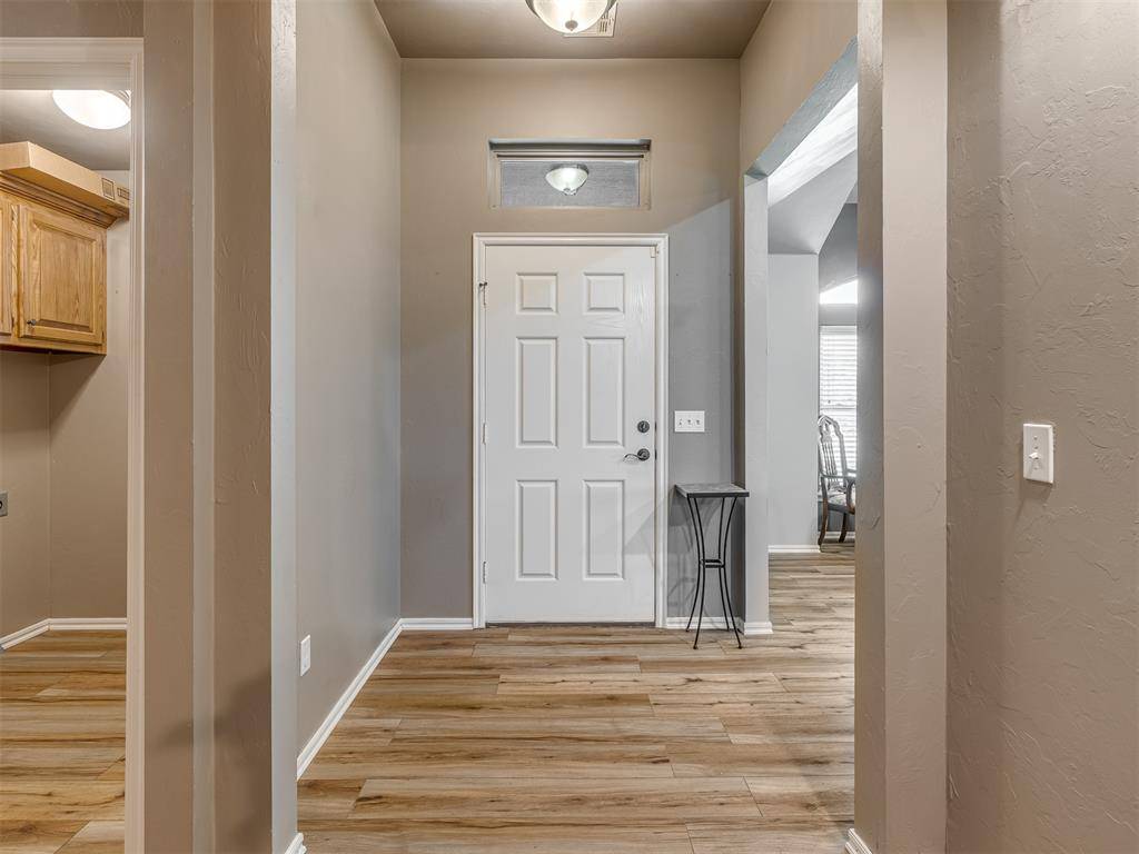 8128 Kaden RD, Oklahoma City, OK 73132