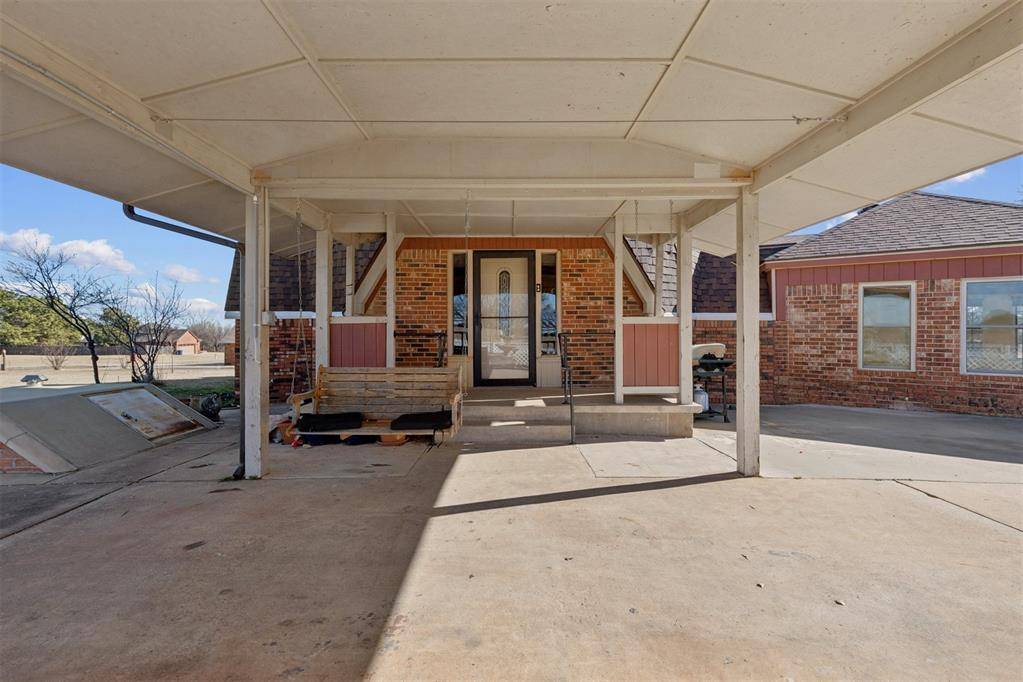 800 Quail Ridge RD, Newcastle, OK 73065