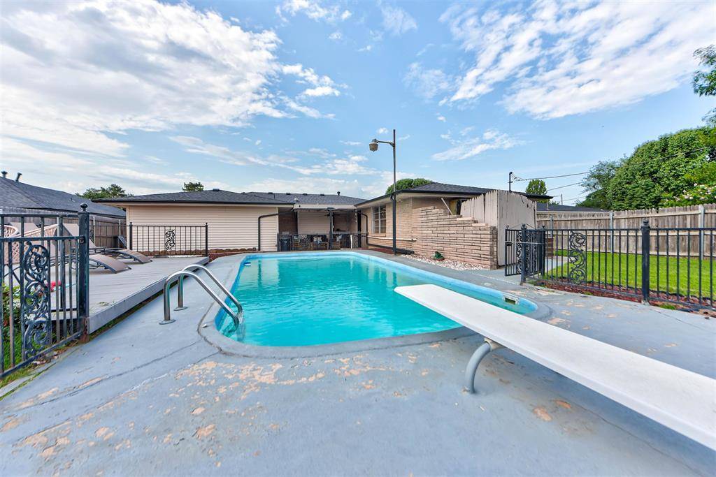 2633 SW 75th ST, Oklahoma City, OK 73159