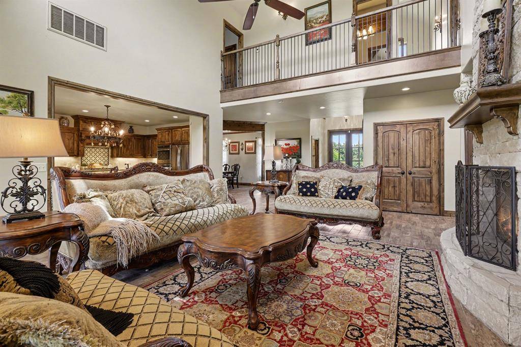 10105 S Morgan RD, Mustang, OK 73064