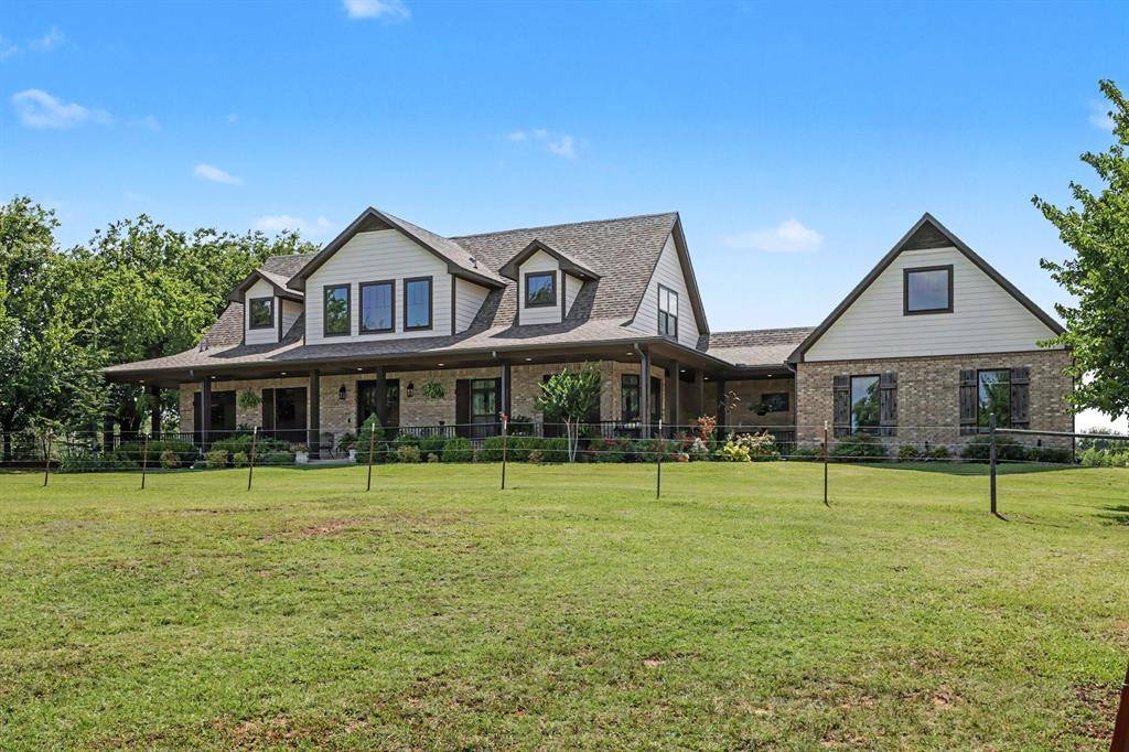 10105 S Morgan RD, Mustang, OK 73064