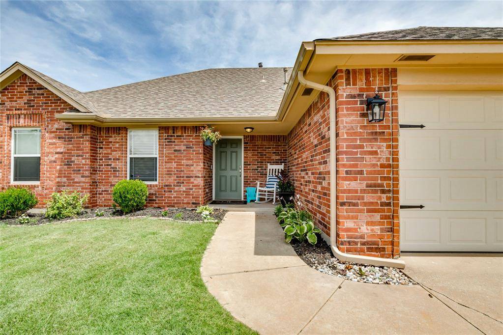 700 Dana DR, Yukon, OK 73099